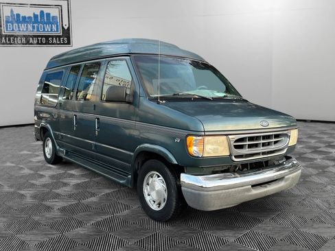 Used 1997 Ford E-150 and Econoline 150 Van image 4
