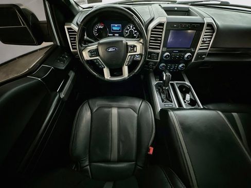 Used 2019 Ford F150 Platinum w/ Equipment Group 701A Luxury AWD/4WD image 9
