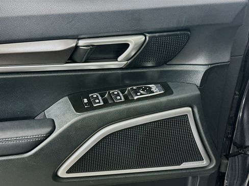 Used 2025 Kia Telluride S image 15