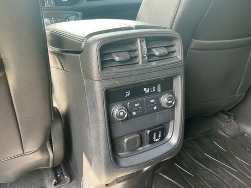 Used 2017 Buick Envision Essence AWD/4WD image 35