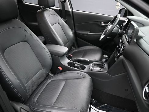 Used 2021 Hyundai Kona Ultimate FWD image 29