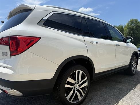 Used 2018 Honda Pilot Elite image 6