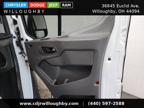 Used 2021 Ford Transit 250 Low Roof AWD image 31