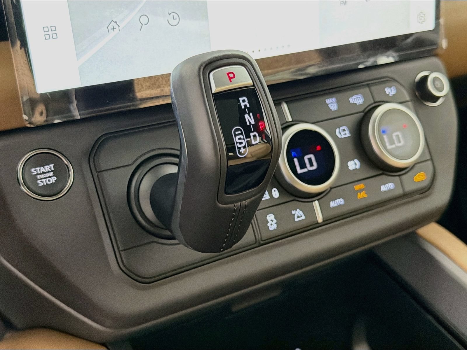 New 2026 Land Rover Defender 110 S AWD/4WD image 16
