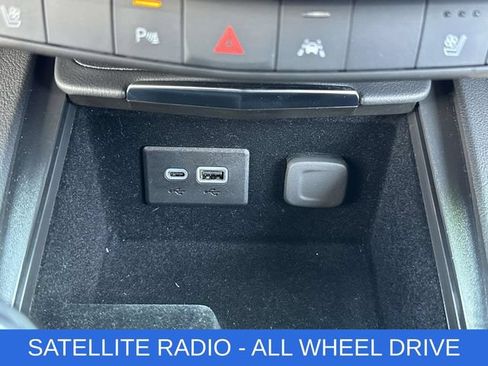 Used 2024 Cadillac XT4 Premium Luxury w/ Active Safety Package AWD/4WD image 8