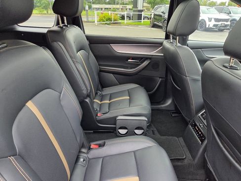 Used 2024 MAZDA CX-90 Plug-In Hybrid w/ Premium Plus AWD/4WD image 31