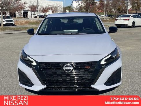 New 2025 Nissan Altima 2.5 SR w/ SR Premium Package image 6