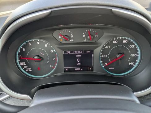 Used 2025 Chevrolet Malibu LT FWD image 16