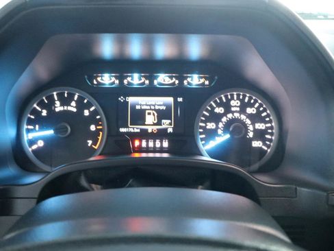 Used 2019 Ford F150 XLT w/ Equipment Group 302A Luxury AWD/4WD image 20