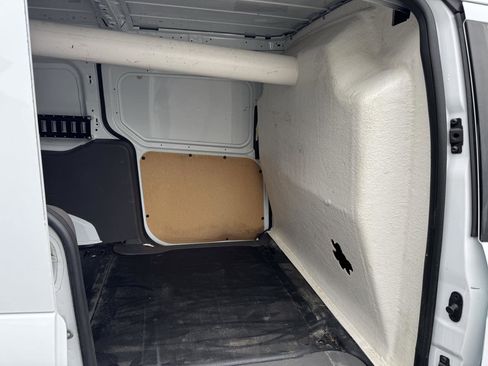 Used 2020 Ford Transit Connect XL image 31
