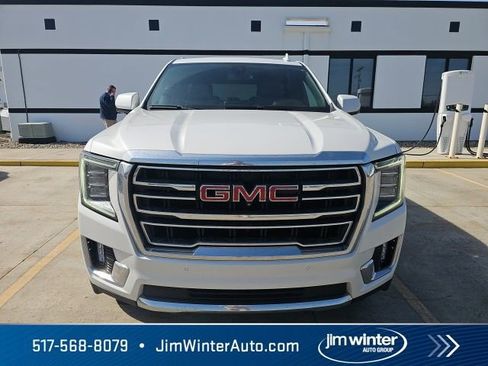 Used 2021 GMC Yukon SLT w/ SLT Premium Package image 2
