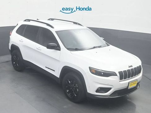 Used 2023 Jeep Cherokee Altitude Lux AWD/4WD image 19
