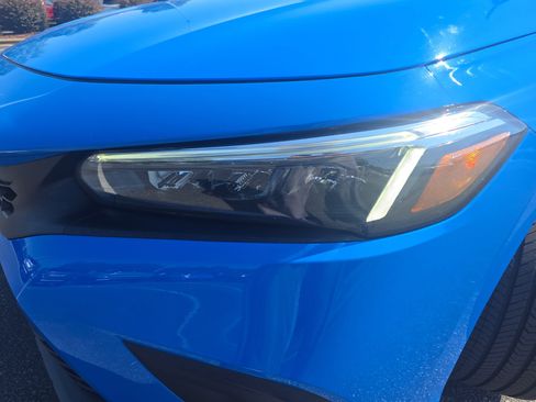 Used 2024 Honda Civic Sport image 29
