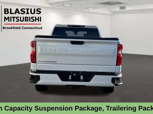 Used 2023 Chevrolet Silverado 1500 Custom image 5