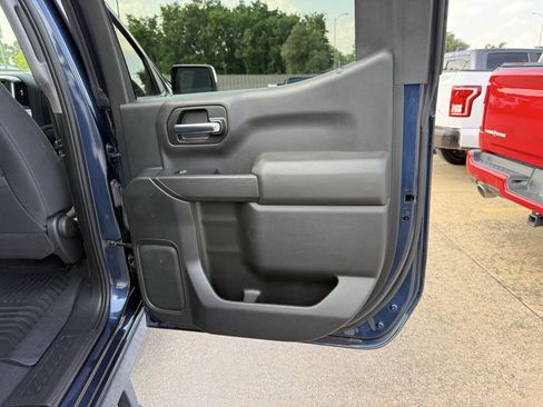 Used 2020 Chevrolet Silverado 1500 LT w/ All-Star Edition AWD/4WD image 16