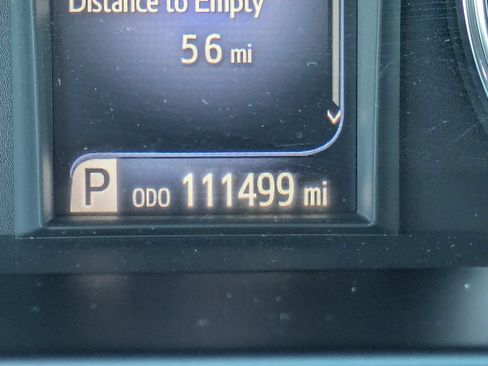 Used 2016 Toyota Camry LE FWD image 25