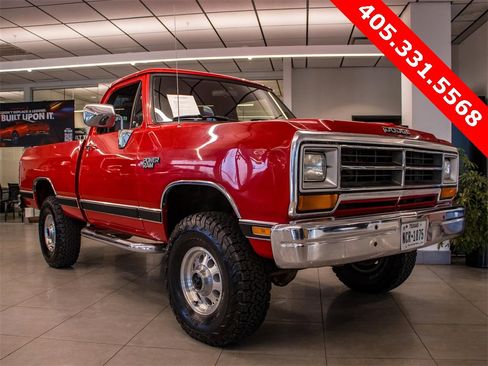 Used 1989 Dodge D/W Truck 150 image 2