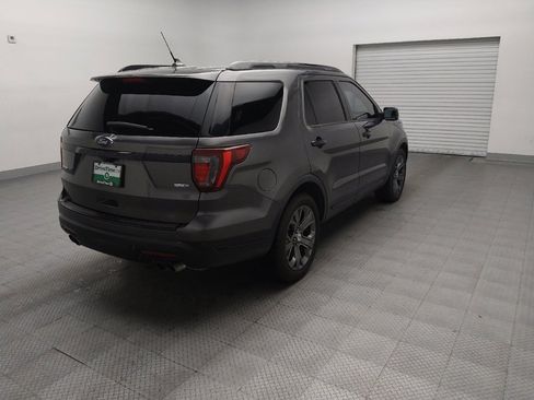 Used 2018 Ford Explorer Sport w/ Equipment Group 401A AWD/4WD image 9