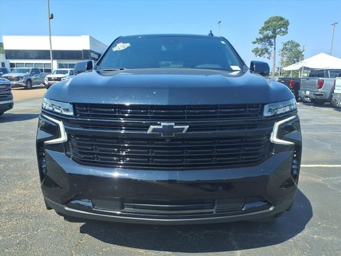 Used 2023 Chevrolet Tahoe RST w/ Luxury Package image 2