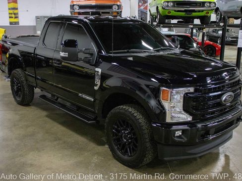 Used 2022 Ford F250 Lariat AWD/4WD image 9