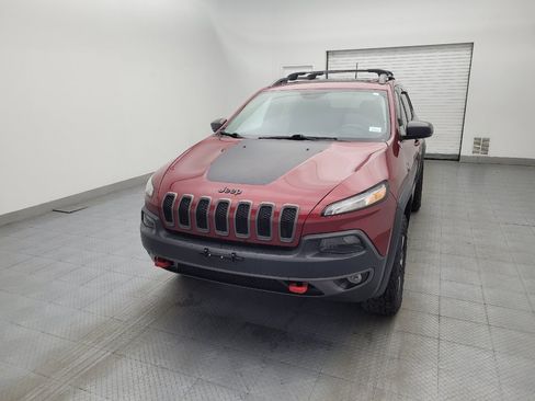 Used 2017 Jeep Cherokee Trailhawk image 15