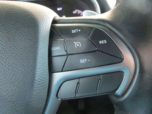 Used 2019 Jeep Grand Cherokee Limited X RWD image 30