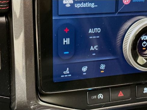 Used 2024 Ford Expedition Max Limited image 21