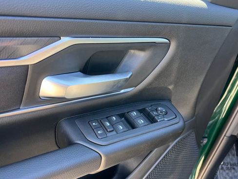 New 2026 RAM 1500 4x4 Crew Cab image 20