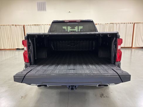 Used 2024 Chevrolet Silverado 1500 LTZ AWD/4WD image 10