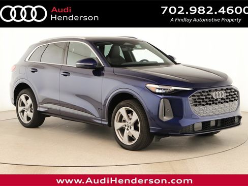 Certified 2025 Audi Q5 Prestige image 1