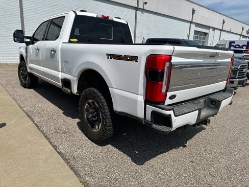 Used 2023 Ford F250 Platinum w/ Tremor Off-Road Package AWD/4WD image 6