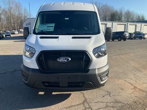 New 2026 Ford Transit 250 148 Medium Roof RWD image 2