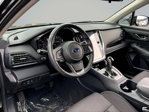 Used 2024 Subaru Outback Premium AWD/4WD image 19