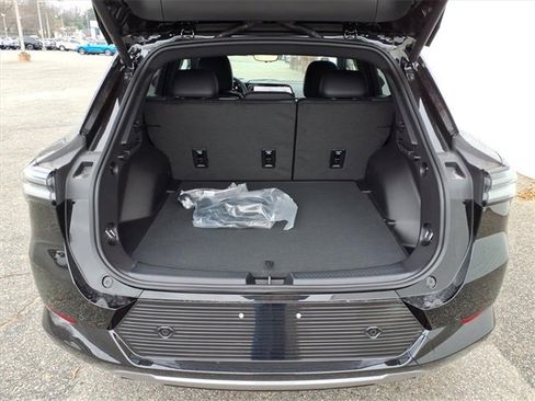 New 2026 Chevrolet Equinox EV LT image 4