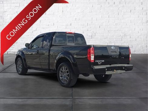 Used 2012 Nissan Frontier SV w/ Sport Appearance Pkg image 2