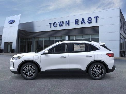 New 2026 Ford Escape SE FWD image 33