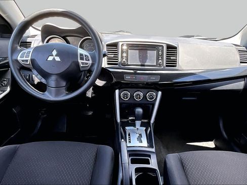Used 2017 Mitsubishi Lancer ES FWD image 18