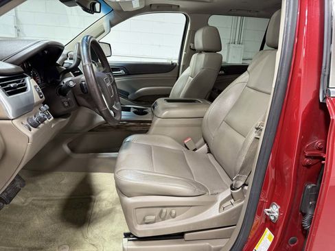 Used 2015 GMC Yukon SLT w/ Open Road Package image 13