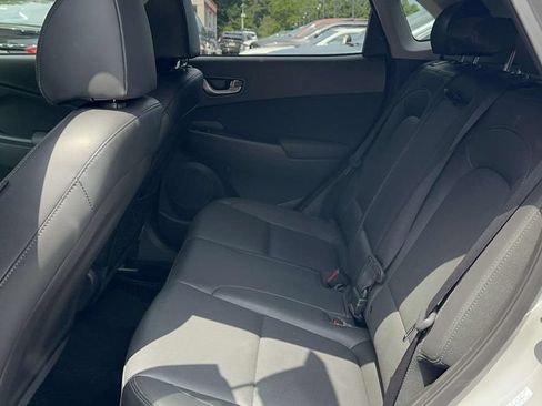 Used 2023 Hyundai Kona Limited AWD/4WD image 15