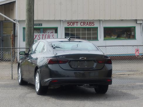 Used 2018 Chevrolet Malibu LT FWD image 6