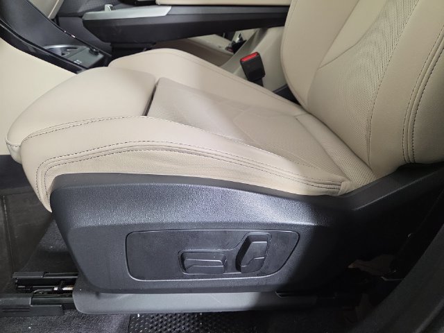 Used 2025 BMW X1 xDrive28i w/ Premium Package AWD/4WD image 30