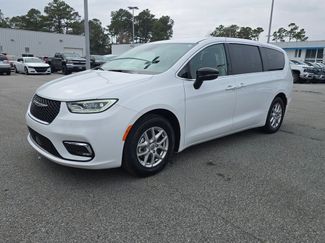 Used 2024 Chrysler Pacifica Touring-L 360° Tour