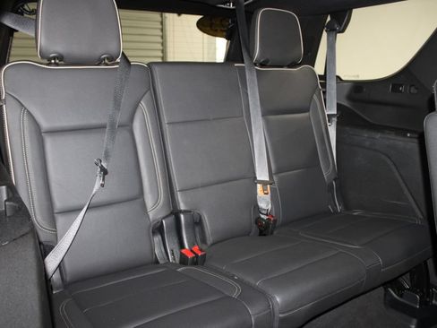 Used 2023 Chevrolet Tahoe Premier RWD image 33