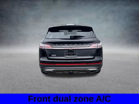 Used 2023 Lincoln Nautilus Reserve w/ Luxury Package AWD/4WD image 8