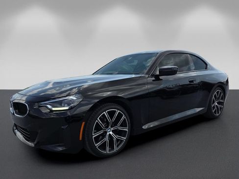 Certified 2024 BMW 230i Coupe w/ Convenience Package RWD image 8