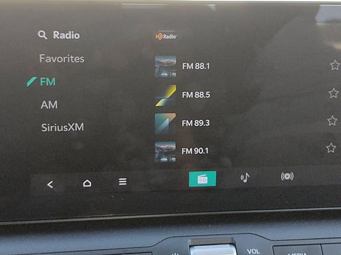 Used 2025 Kia K4 FWD image 25