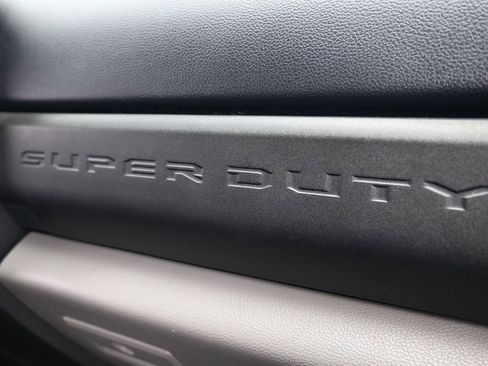 Used 2020 Ford F250 XL w/ STX Appearance Package image 43