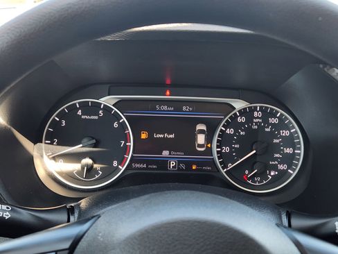 Used 2024 Nissan Sentra SV image 17