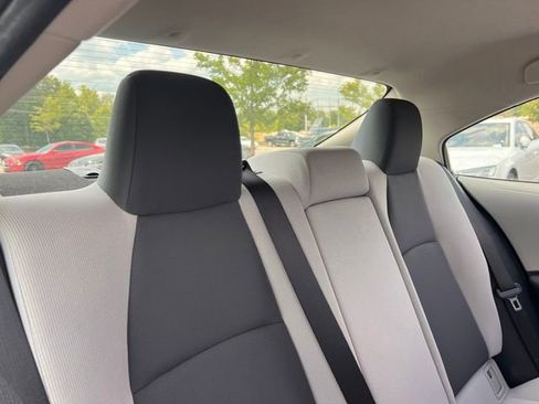 Used 2021 Toyota Corolla LE w/ LE Convenience Package FWD image 29