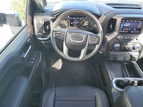 Used 2023 GMC Sierra 2500 Denali w/ Denali Ultimate Package image 14